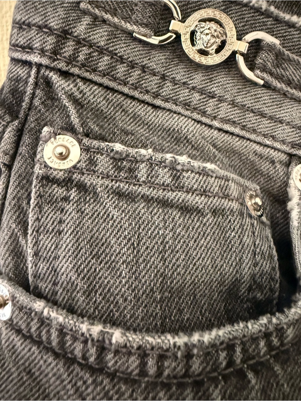 Versace Women's Stonewashed Jeans Size 29 - Picture 6 of 10